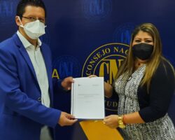 Acción Ciudadana entrega al CNJ propuesta de baremo para la elección de magistraturas a la CSJ